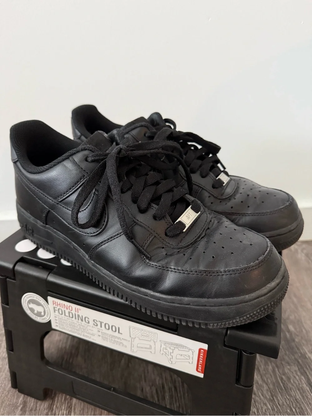 Nike all black